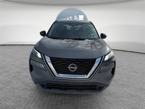 Used 2023 Nissan Rogue S image 9
