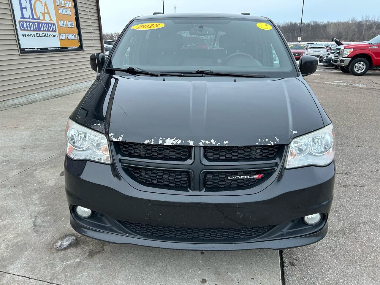 Used 2013 Dodge Grand Caravan R/T w/ Driver Convenience Group FWD image 2