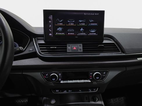 Used 2023 Audi Q5 e Premium w/ Convenience Package AWD/4WD image 21