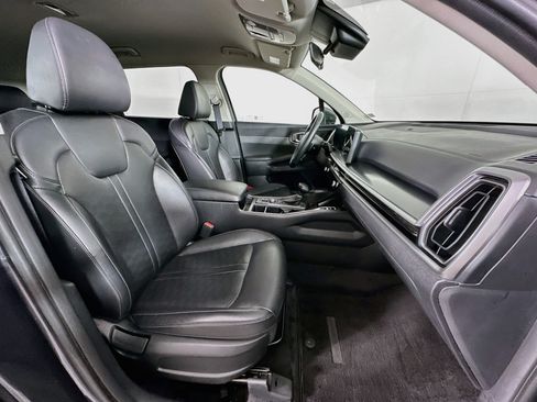 Used 2024 Kia Sorento S FWD image 31