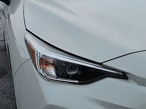 Certified 2025 Subaru Impreza 2.0i image 9