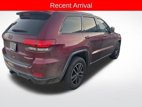 Used 2018 Jeep Grand Cherokee Trailhawk w/ Trailhawk Luxury Group image 2