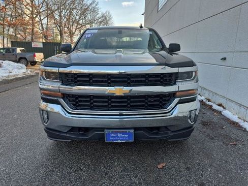 Used 2018 Chevrolet Silverado 1500 LT w/ All Star Edition image 3