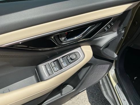 Certified 2025 Subaru Outback Limited AWD/4WD image 15