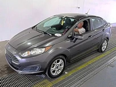 Used 2015 Ford Fiesta SE