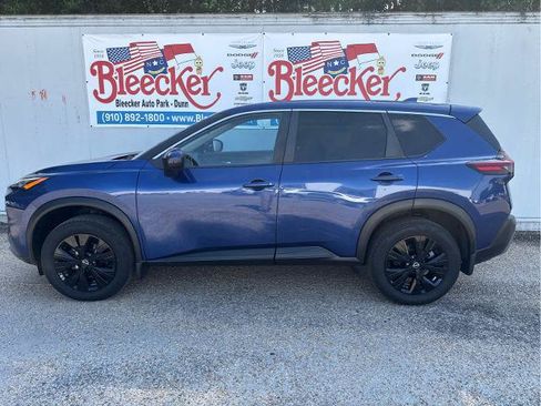 Used 2023 Nissan Rogue SV AWD/4WD image 7