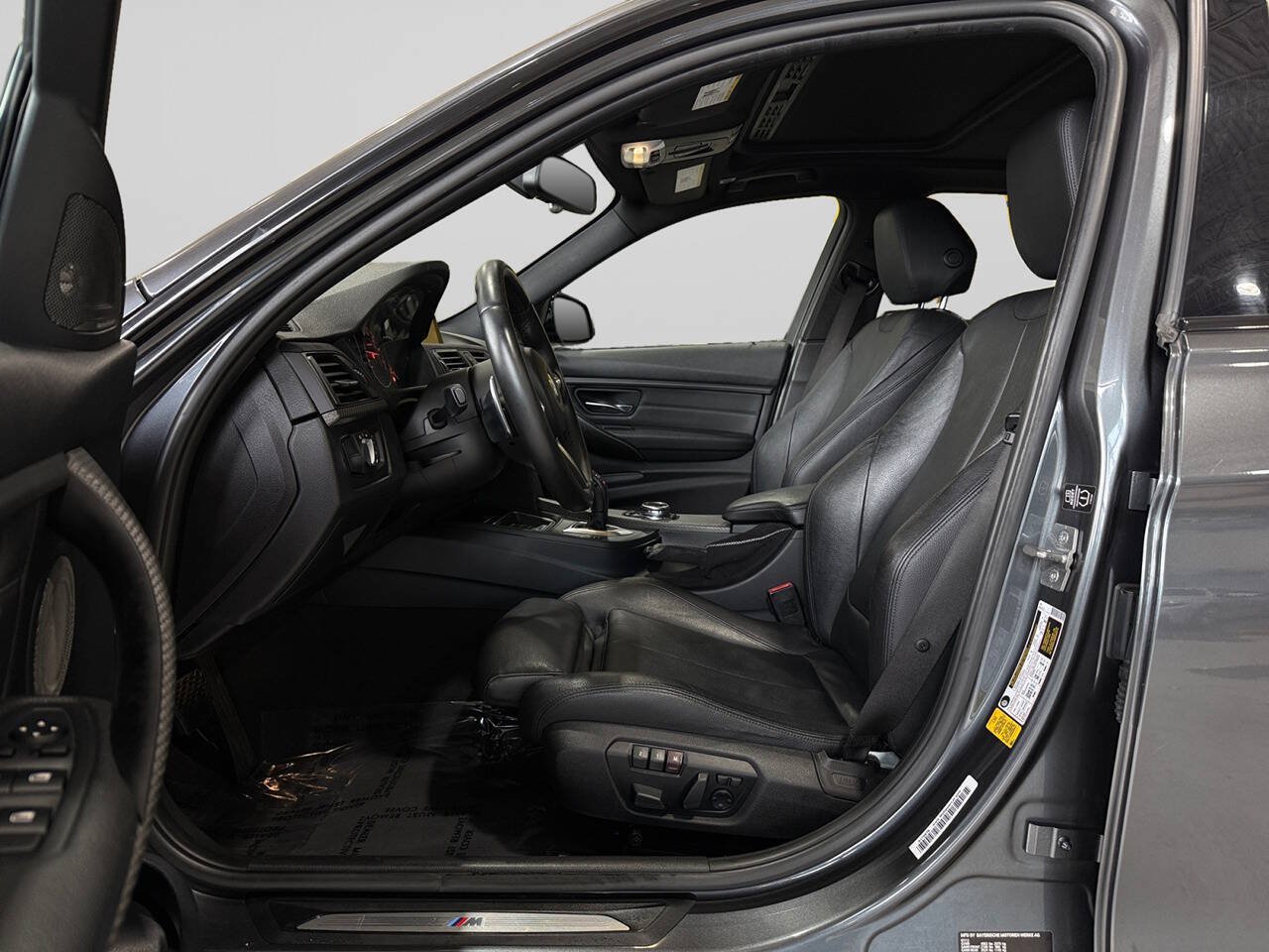 Used 2014 BMW 335i Sedan RWD image 10