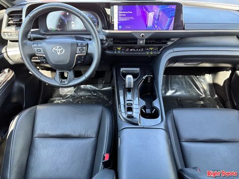 Certified 2024 Toyota Crown AWD/4WD image 14