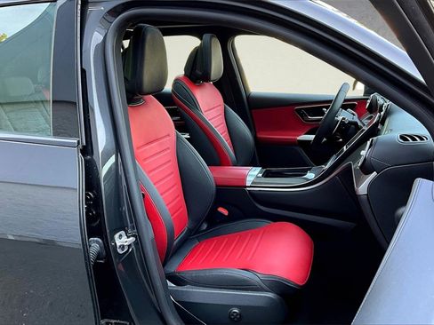 Used 2024 Mercedes-Benz GLC 43 AMG 4MATIC w/ Driver Assistance Package image 28