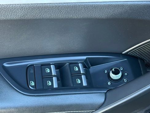 Used 2018 Audi SQ5 Prestige image 12