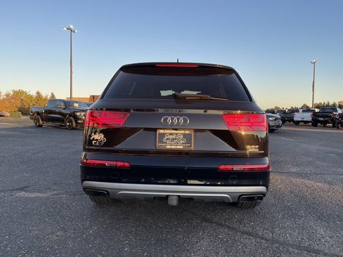 Used 2017 Audi Q7 3.0T Premium Plus image 6