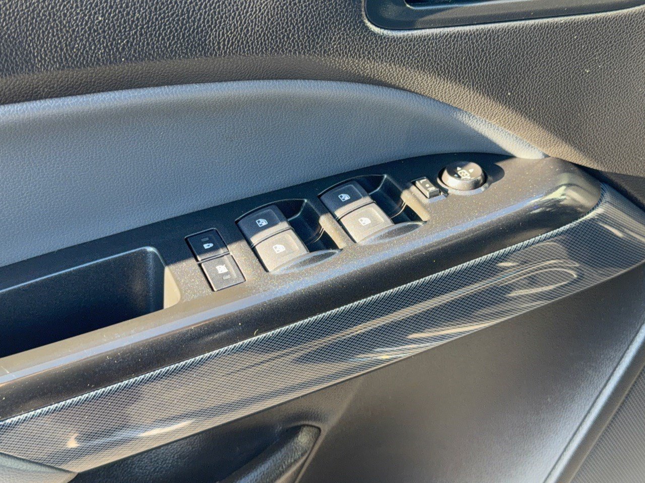 Used 2019 Chevrolet Colorado Z71 AWD/4WD image 15