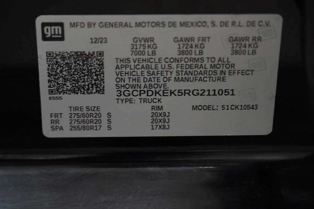 Used 2024 Chevrolet Silverado 1500 LT AWD/4WD image 46