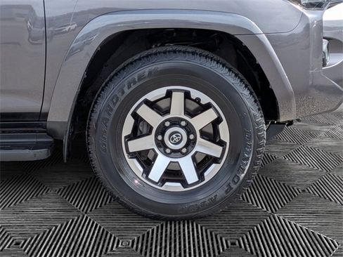 Used 2018 Toyota 4Runner TRD Off-Road Premium w/ Wilderness Package image 9