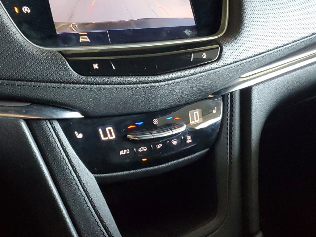 Used 2023 Cadillac XT5 Luxury FWD image 29