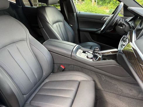 Used 2021 BMW X6 xDrive40i AWD/4WD image 16