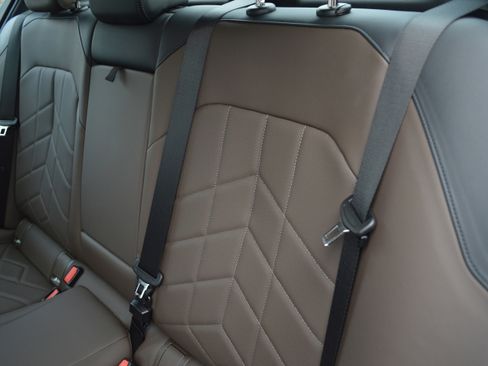 Certified 2024 BMW 530i w/ Premium Package image 30