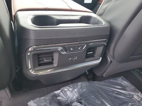 New 2026 GMC Sierra 1500 Denali Ultimate AWD/4WD image 17