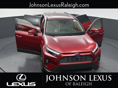 Used 2024 Toyota RAV4 Limited w/ Advanced Technology Package AWD/4WD image 33