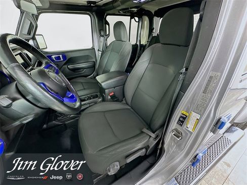 Used 2020 Jeep Gladiator Sport w/ Quick Order Package 24S image 29