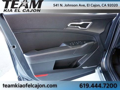 Certified 2025 Kia Sportage LX FWD image 22