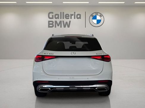 Used 2024 Mercedes-Benz GLC 300 GLC 300 image 9