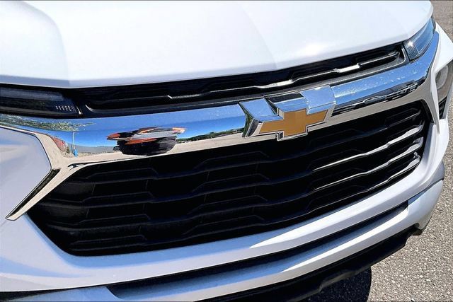 Used 2026 Chevrolet TrailBlazer LT AWD/4WD image 30