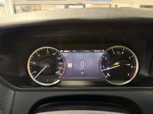 Used 2022 Land Rover Range Rover Velar R-Dynamic S image 13