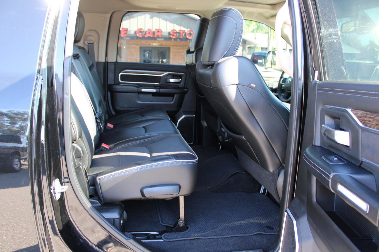 Used 2019 RAM 3500 Laramie AWD/4WD image 9