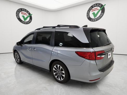 Used 2021 Honda Odyssey EX-L image 3