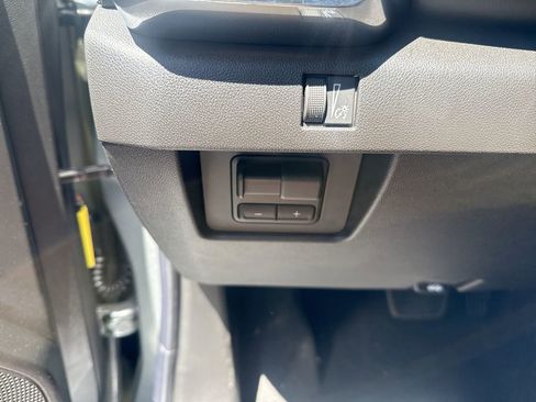 New 2026 GMC Canyon Elevation w/ Convenience Package AWD/4WD image 18