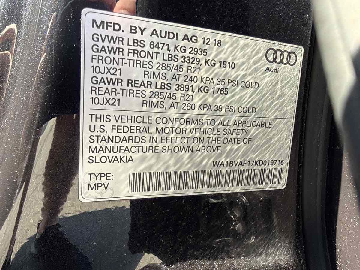 Used 2019 Audi Q8 Premium Plus AWD/4WD image 28