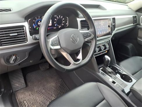 Used 2022 Volkswagen Atlas SE image 8