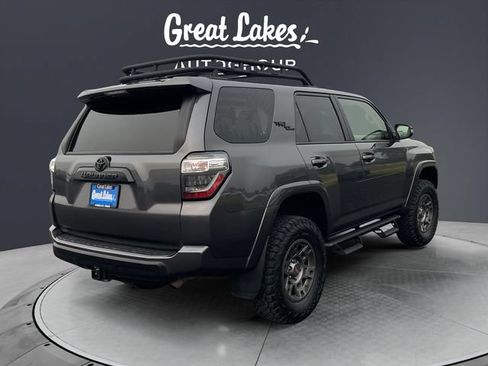Used 2020 Toyota 4Runner TRD Off-Road Premium w/ Moonroof Package AWD/4WD image 5