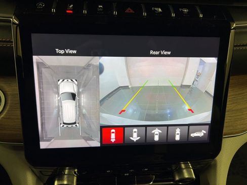 Used 2021 Jeep Grand Cherokee L Summit w/ Advanced Protech Group IV image 12