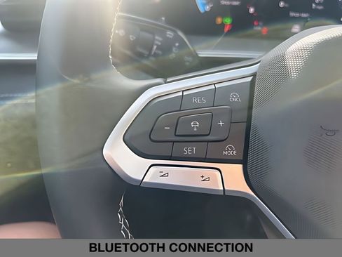 New 2026 Volkswagen Tiguan SE AWD/4WD image 23