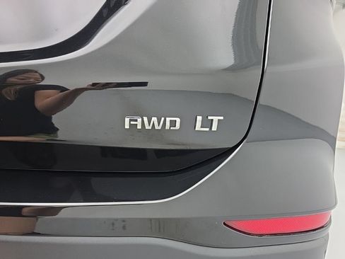 Used 2023 Chevrolet Equinox LT AWD/4WD image 56