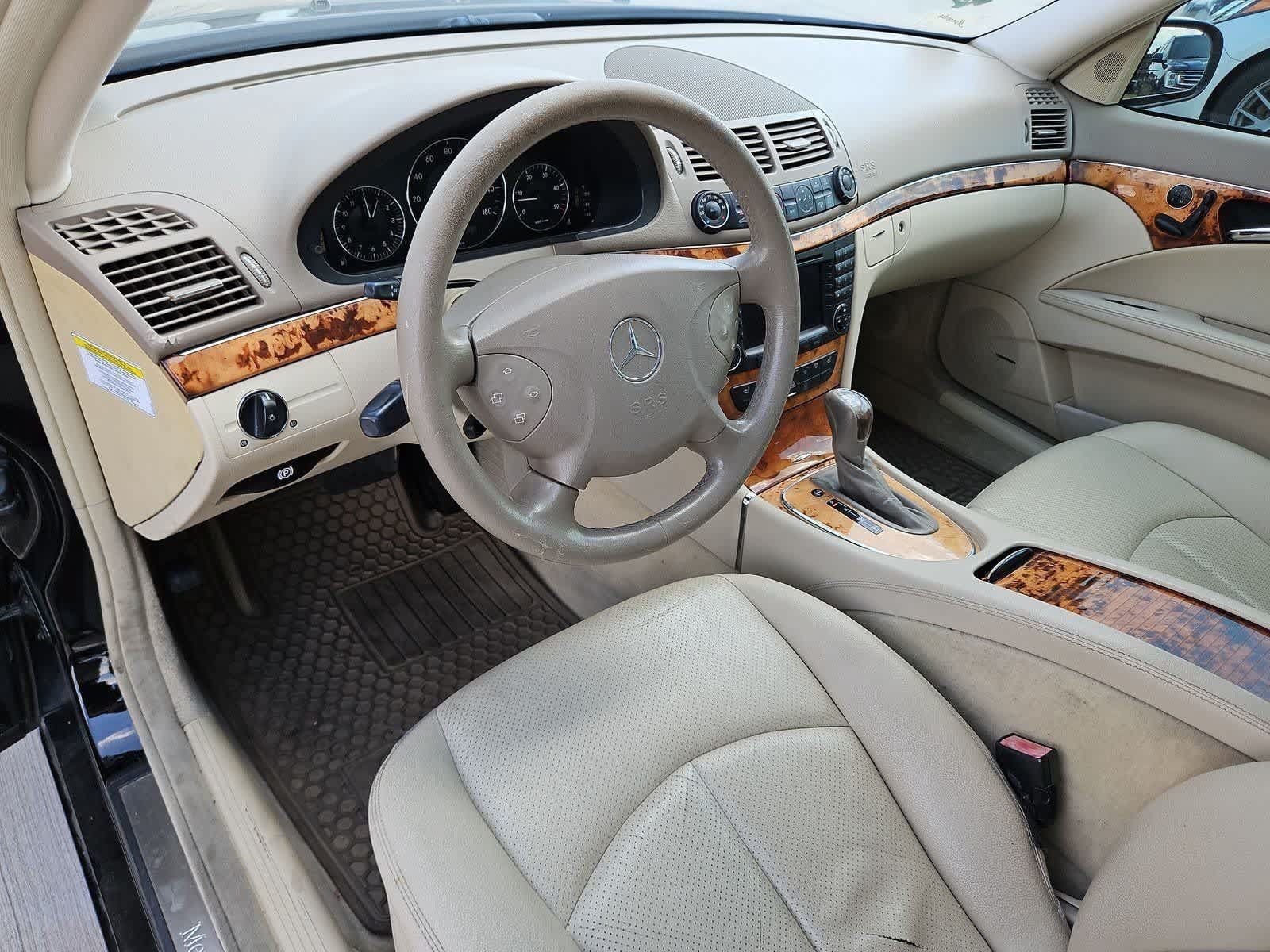 Used 2006 Mercedes-Benz E 320 CDI Sedan image 2