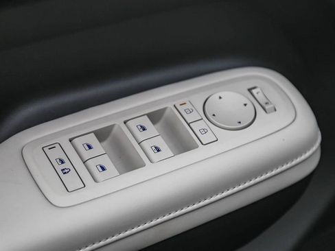 Used 2026 Hyundai Santa Fe SEL image 20