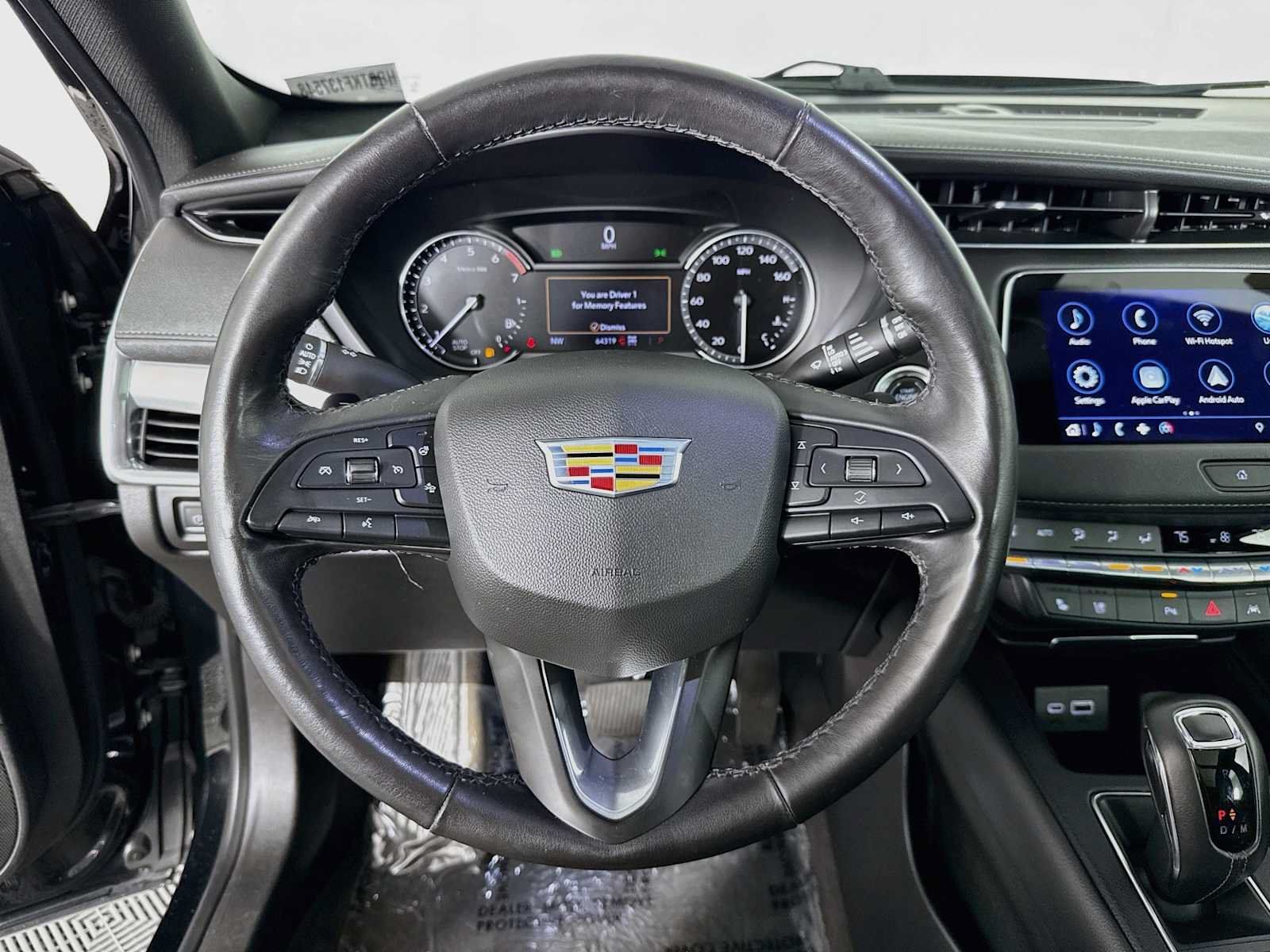 Used 2019 Cadillac XT4 Premium Luxury AWD/4WD image 11
