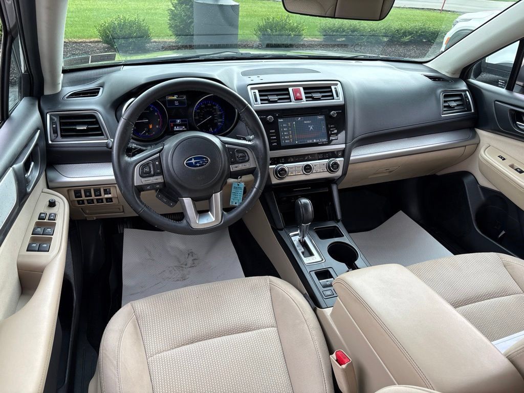 Used 2017 Subaru Outback 2.5i Premium AWD/4WD image 9