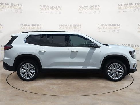 Used 2024 GMC Acadia Elevation FWD image 6
