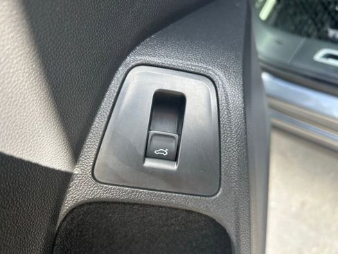 Used 2024 Volkswagen Tiguan SEL R-Line image 57