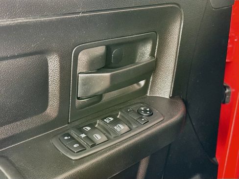 Used 2019 RAM 1500 Express w/ Wheel & Sound Group AWD/4WD image 20