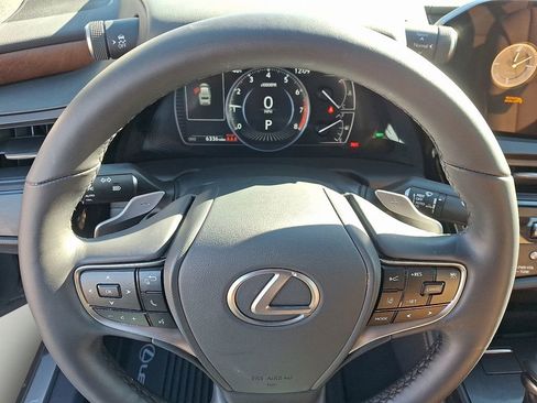 Used 2023 Lexus ES 350 w/ Premium Package image 20