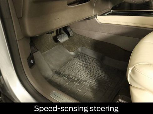 Used 2022 Lincoln Corsair AWD w/ Equipment Group 101A image 35