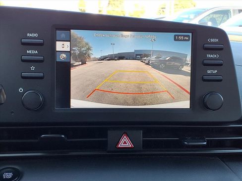 Used 2025 Hyundai Elantra Sport image 15