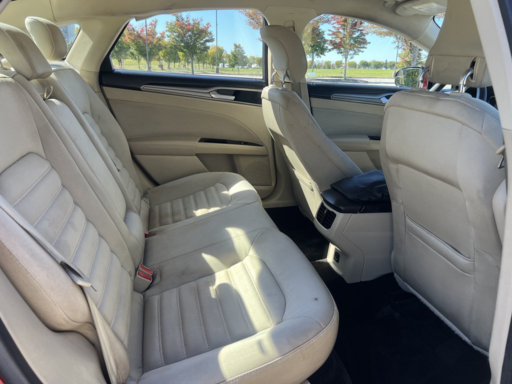 Used 2014 Ford Fusion SE FWD image 13
