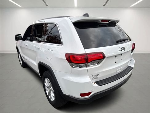 Used 2022 Jeep Grand Cherokee Laredo X image 4