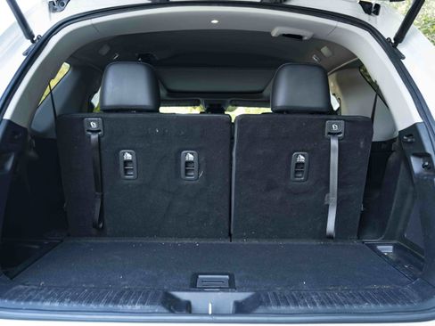 Used 2023 Honda Pilot Touring image 41